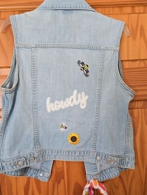GAP Light Blue Denim Vest with Bee, Sunflower & 'howdy' Patches